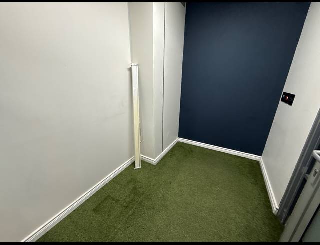 144M² OFFICE TO LET IN GREENSIDE
